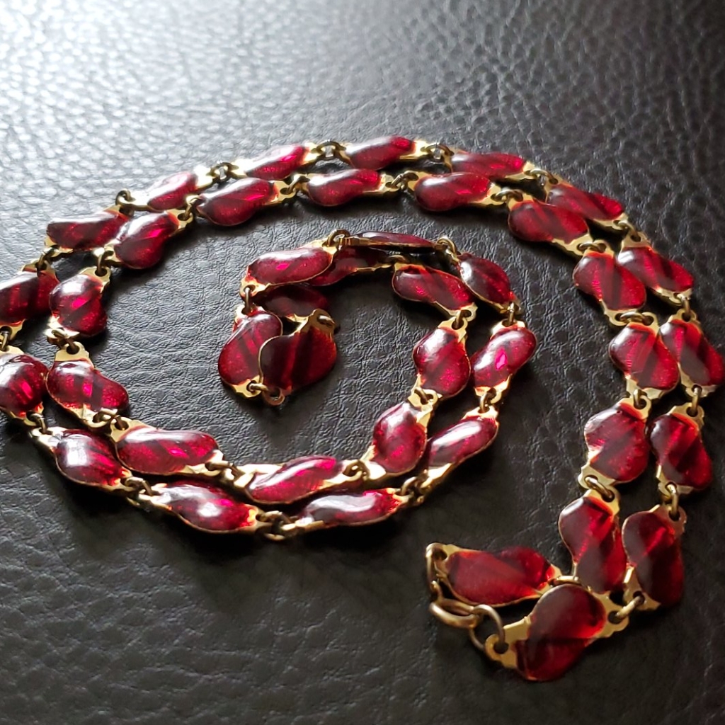 Vtg Necklace